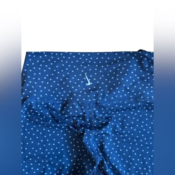 Nike Yoga Polka Dot Twist Leggings High Rise 7/8 Length Women’s Size Medium - Picture 9 of 9